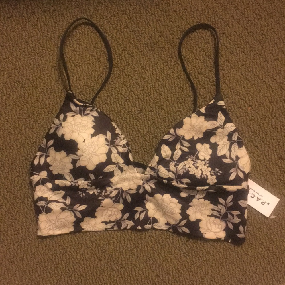 BRAND NEW NEVER WORN